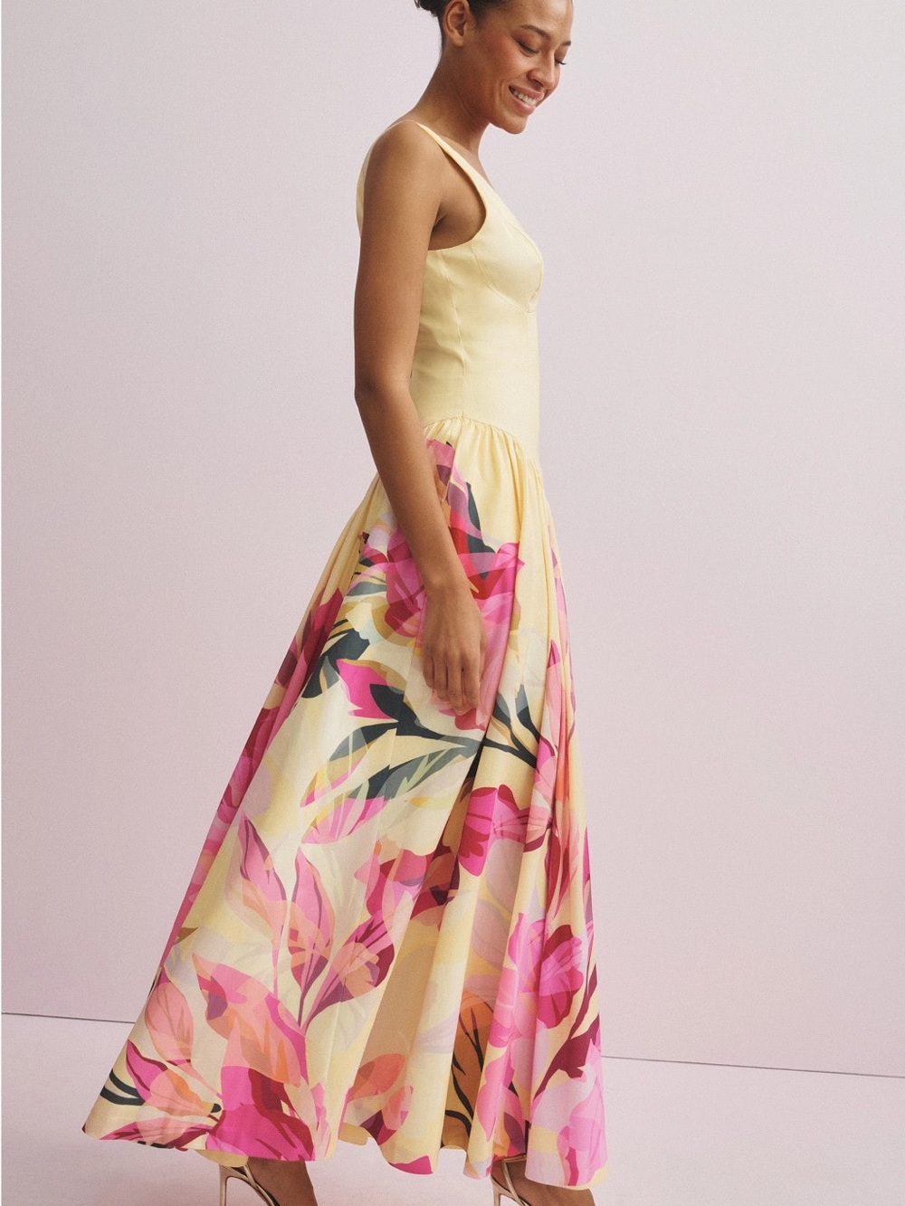 Hutch Jemma Gown - Picture 4 of 8